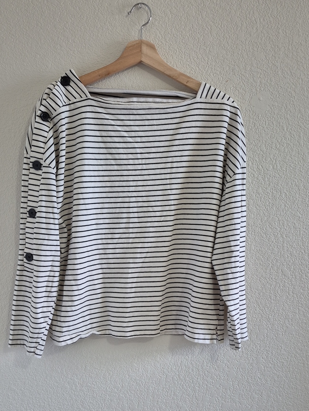 Zara Striped Boatneck Long-Sleeve Top with Sleeve Buttons - White/Black, Medium
